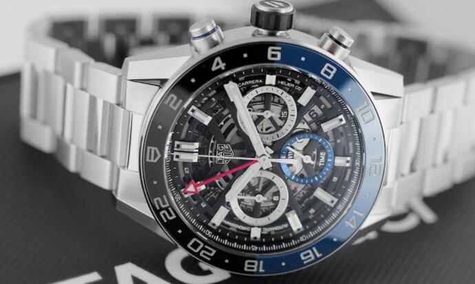 TAG HEUER CARRERA Calibre Heuer 02